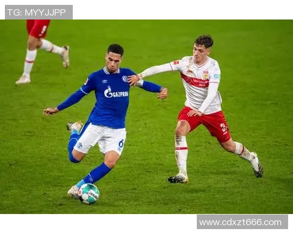 友谊赛精彩对决广州恒大迎战德国沙尔克04球队展现足球魅力 友谊赛精彩对决广州恒大迎战德国沙尔克04球队展现足球魅力